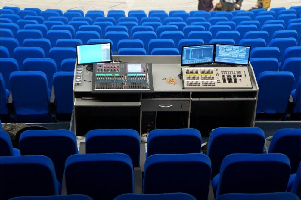 Зал журфака ВГУ